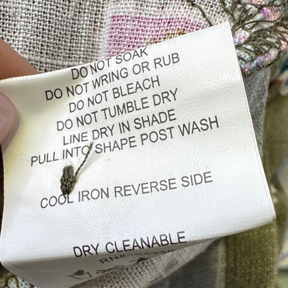 NWOT Petal + Pup Everlee Postcard Print Romper– Size XS - Picture 11 of 11